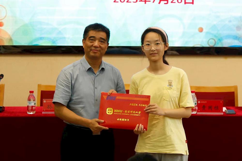 809b0b51e892428687d0f4da0663967e.jpg 809b0b51e892428687d0f4da0663967e.jpg